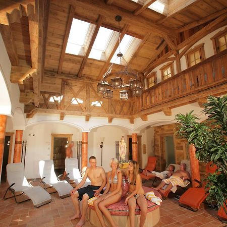Hotel Preishof Кирххам Экстерьер фото