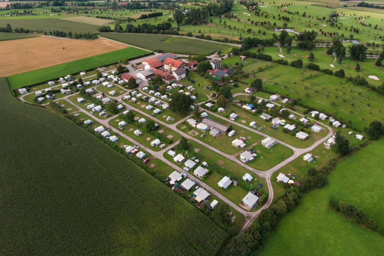 Hotel Preishof Кирххам Экстерьер фото
